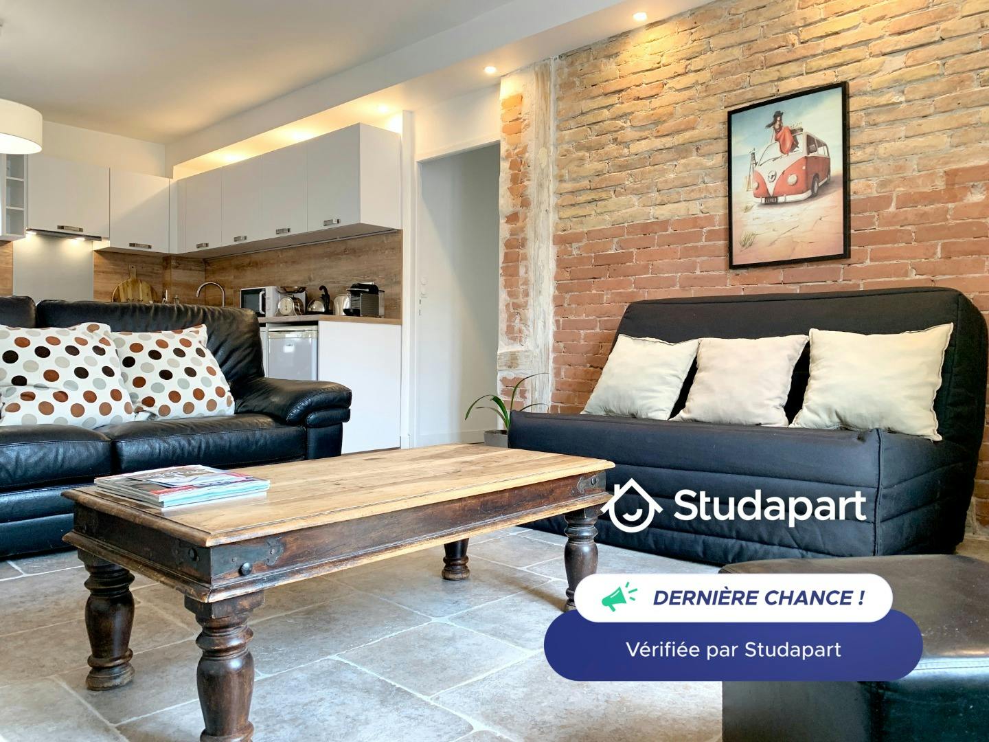 Appartement te huur voor € 1.088 per maand in Voiron, Place de la Bascule