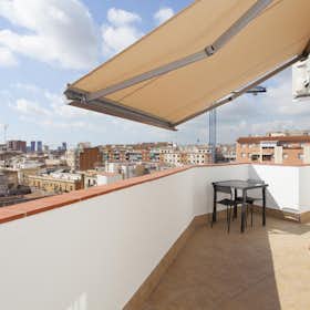 Apartment for rent for €1,495 per month in Barcelona, Carrer de Sants