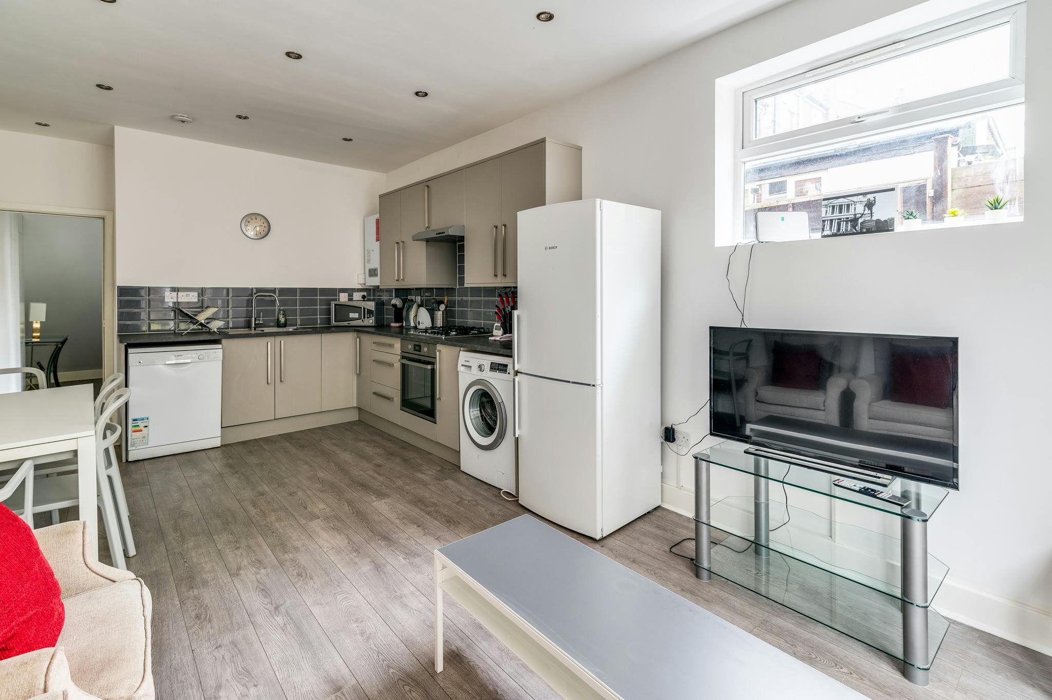 Apartamento para alugar por £ 4.004 por mês em Wembley, Mostyn Avenue