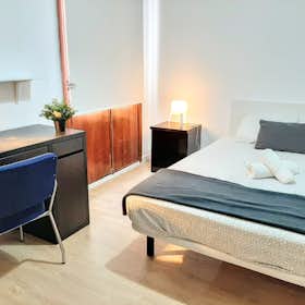Private room for rent for €490 per month in Burjassot, Carrer de Jorge Juan