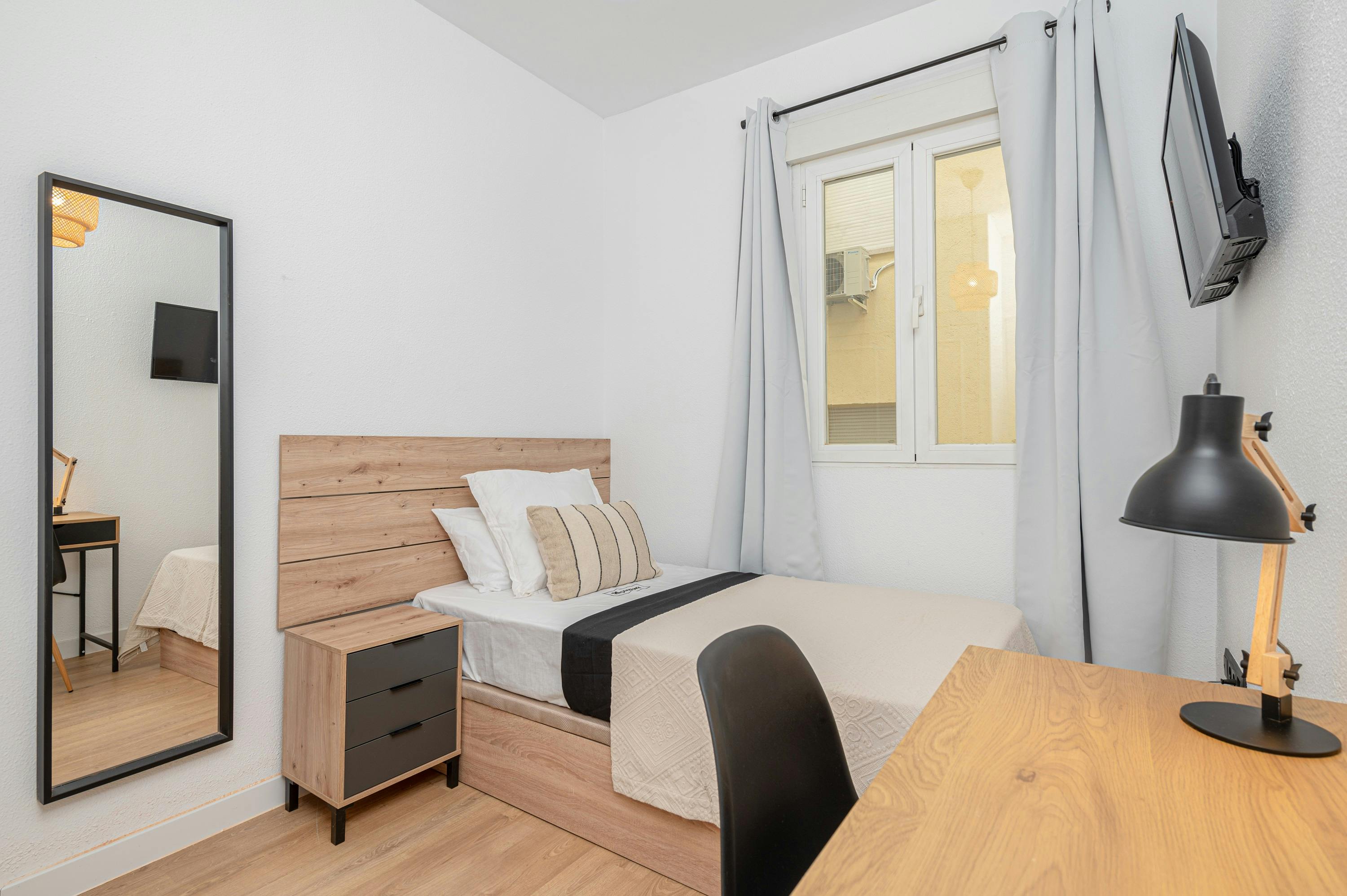 Calle de Cea Bermúdez, Madrid Madrid