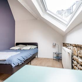 Habitación privada en alquiler por 915 € al mes en Arlon, Rue de Bastogne
