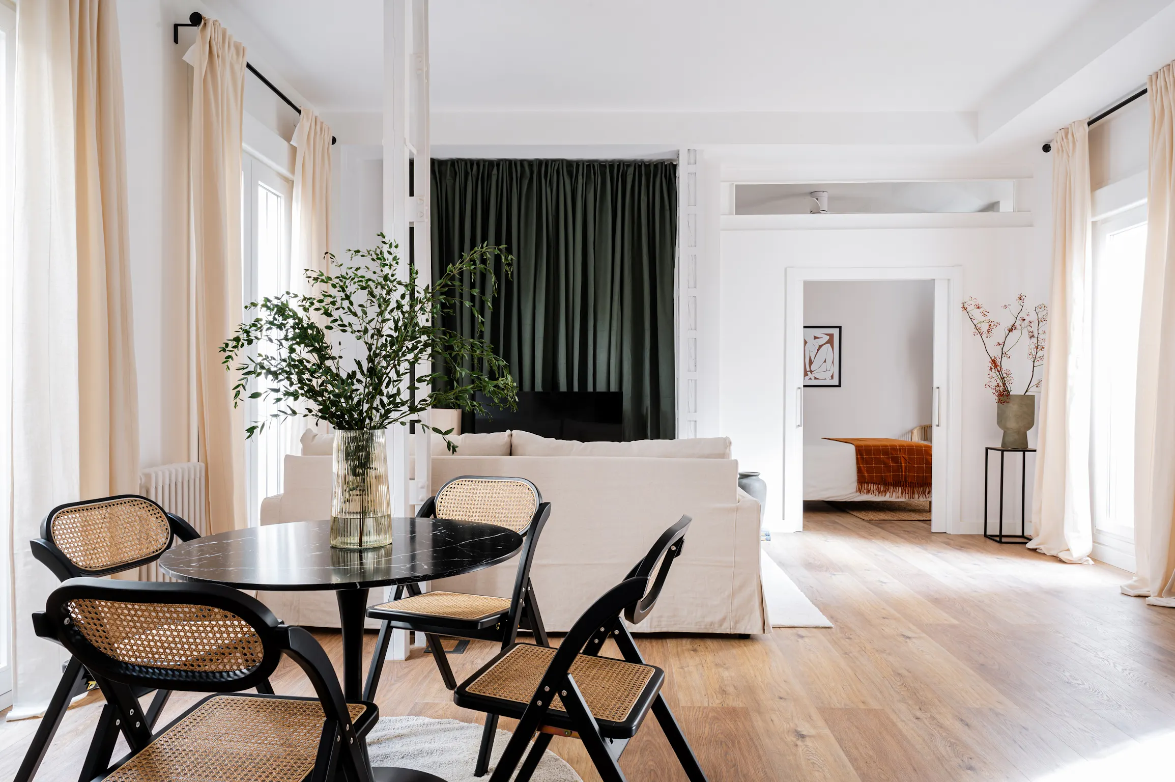 1-Bedroom Apartment in Calle de Fuencarral, Madrid (1493605) ROOM 2