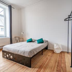 Отдельная комната сдается в аренду за 845 € в месяц в Arlon, Rue de Bastogne