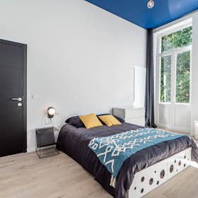 Private room for rent for €855 per month in Saint-Gilles, Rue Émile Feron
