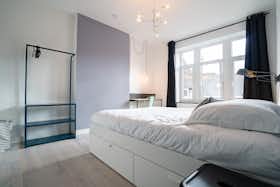 Habitación privada en alquiler por 590 € al mes en Charleroi, Rue du Fort