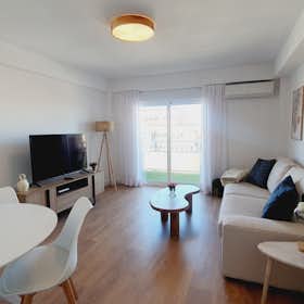 Apartment for rent for €2,250 per month in Madrid, Calle de la Marroquina