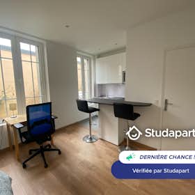 Apartamento en alquiler por 875 € al mes en Asnières-sur-Seine, Avenue Henri Barbusse