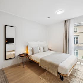 Apartment for rent for €1,270 per month in Frankfurt am Main, Klüberstraße