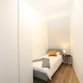 Private room for rent for €600 per month in Modena, Via Giuseppe Soli