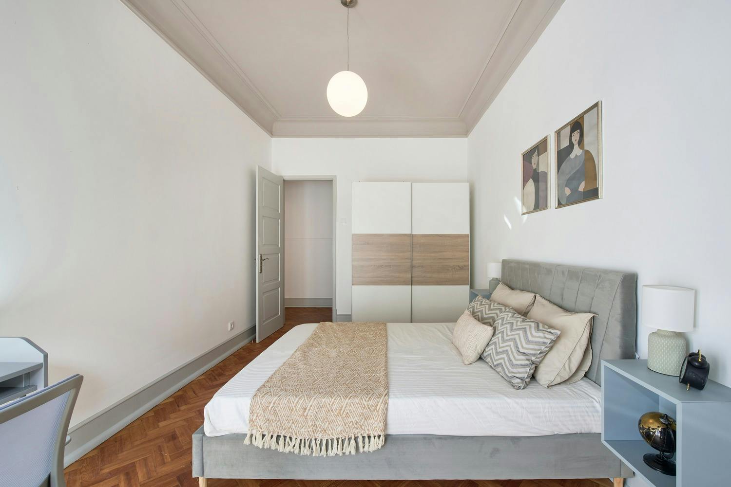 preview gallery tile