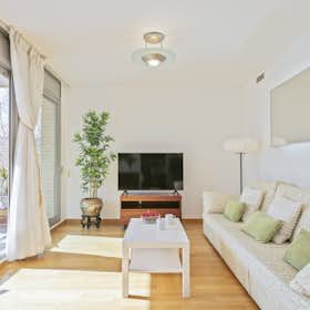 Apartment for rent for €3,400 per month in Barcelona, Carrer del Doctor Trueta