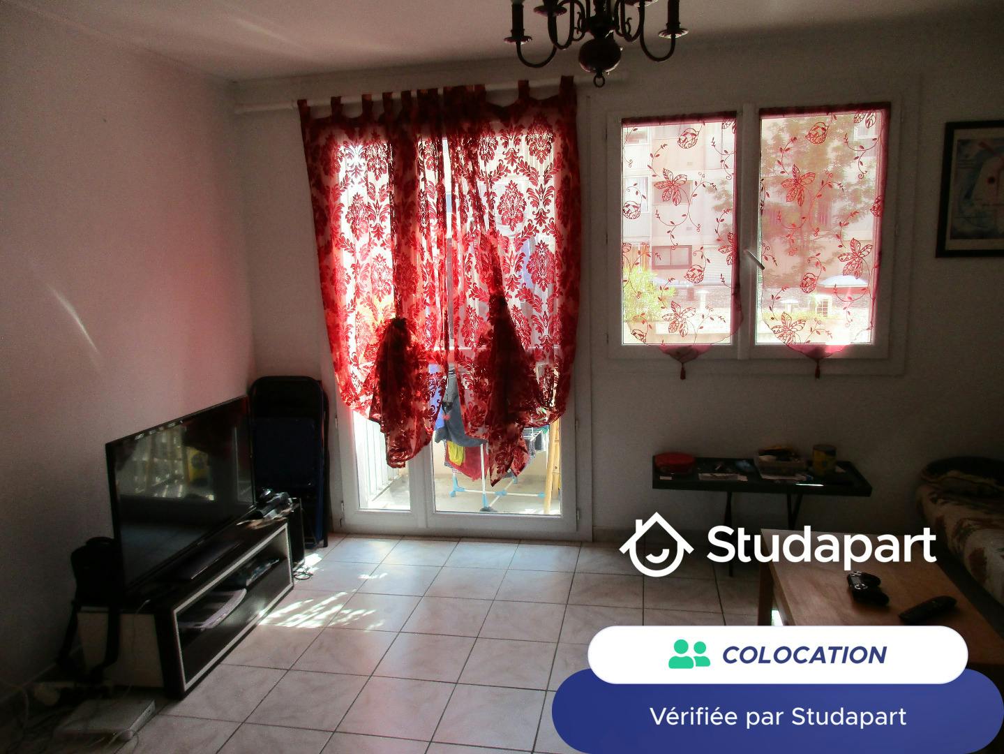 Private room for rent on Rue de Naples, Toulouse