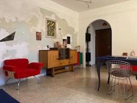 Wohnung zu mieten für 1.000 € pro Monat in Milan, Via Walter Tobagi