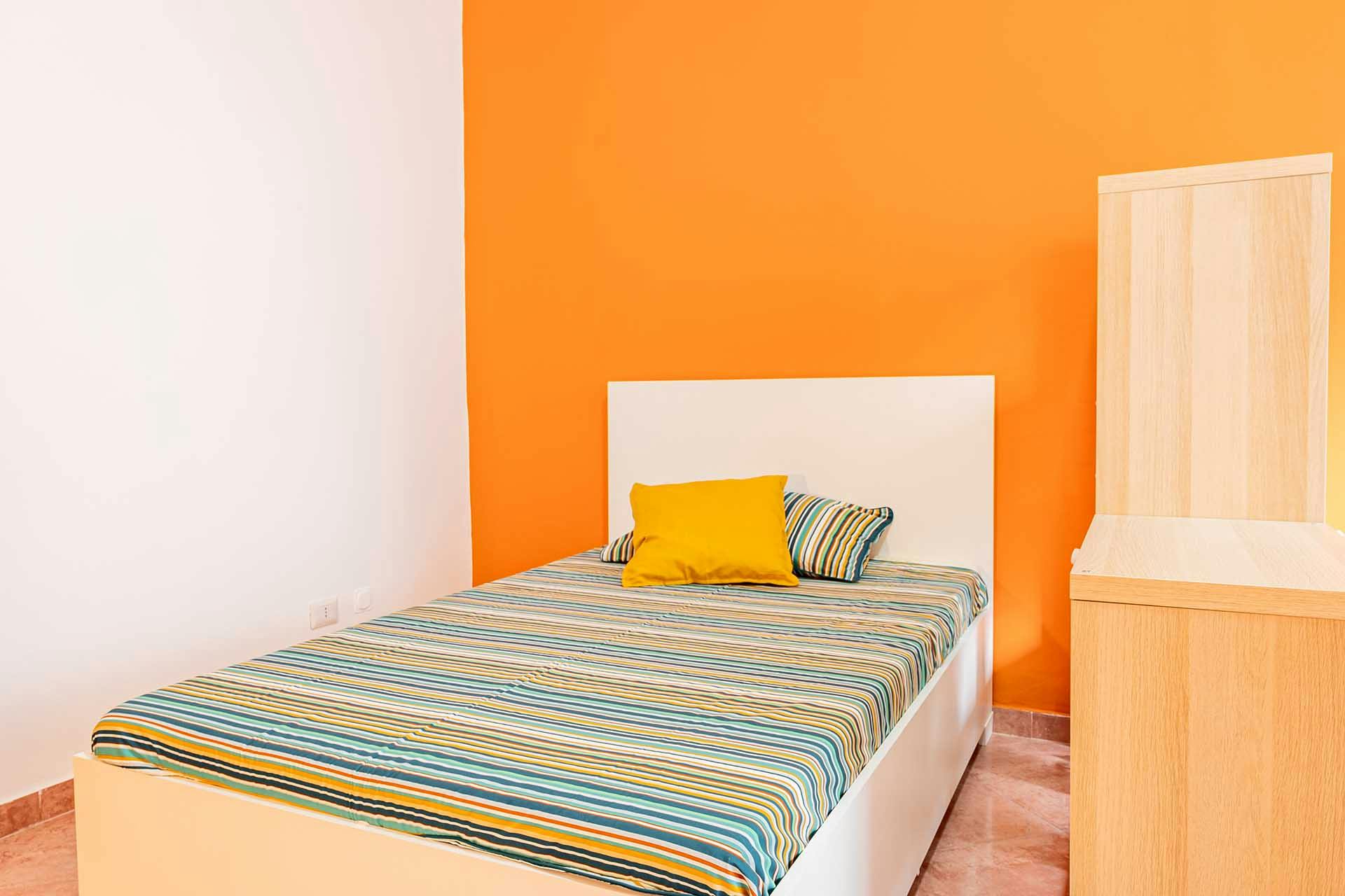 Shared room in Viale Andrea Doria, Milan (1494121) ROOM