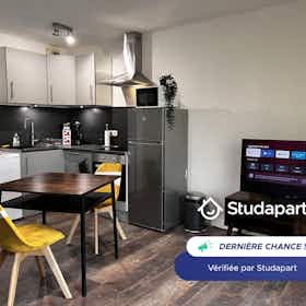 Apartamento para alugar por € 650 por mês em Miramas, Rue Henri Coste