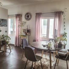 Apartment for rent for €1,100 per month in Antwerpen, Sint-Antoniusstraat