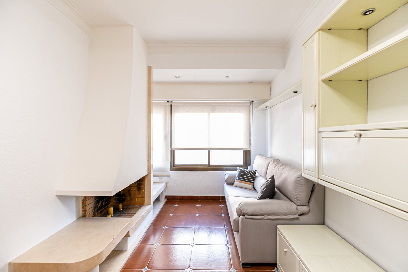 Apartment for rent for €1,390 per month in L'Hospitalet de Llobregat, Carrer Estruch