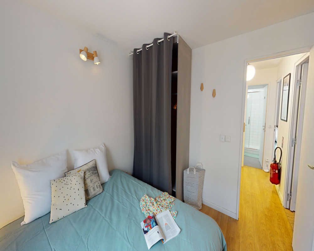 Private room in Rue Gustave Caillebotte, Asnières-sur-Seine (1494400) room image 2