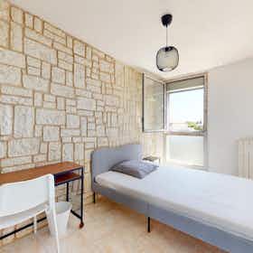 Cameră privată de închiriat pentru 410 EUR pe lună în Montpellier, Rue Calvin
