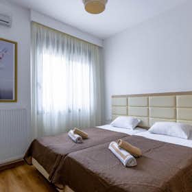 Private room for rent for €660 per month in Athens, Therianou 