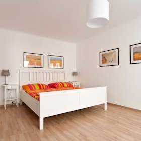Appartement à louer pour 1 400 €/mois à Vienna, Steingasse