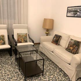 Wohnung for rent for 2.000 € per month in Milan, Via Tito Livio