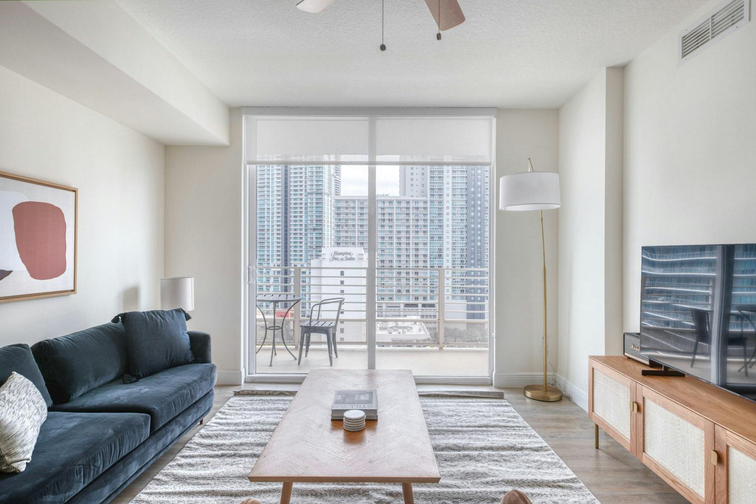 Apartamento para alugar por $5,123 por mês em Miami, Southwest 12th Street