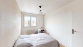 Приватна кімната за оренду для 410 EUR на місяць у Orléans, Place du Bois