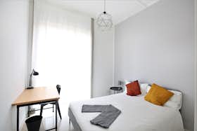 Privé kamer te huur voor € 765 per maand in Milan, Corso San Gottardo