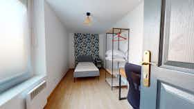私人房间 正在以 €381 的月租出租，其位于 Roubaix, Rue Galilée