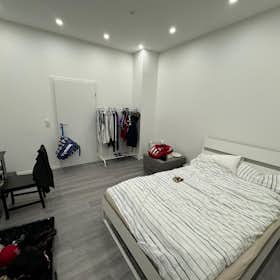 WG-Zimmer for rent for 680 € per month in Stuttgart, Dilleniusstraße