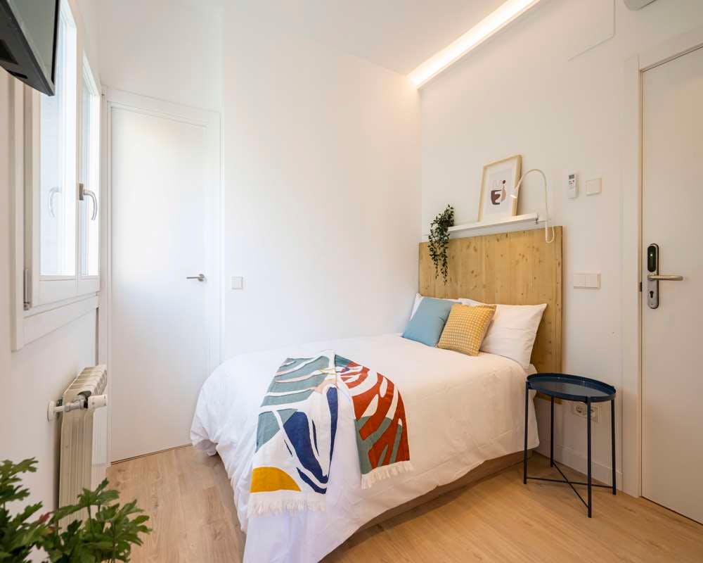 Apartment Madrid, 1 bed, 13m² — photo 1