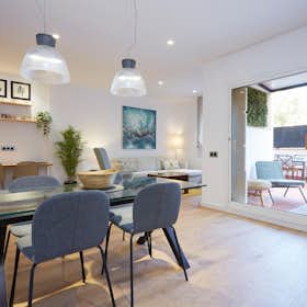 Apartment for rent for €1,895 per month in Barcelona, Passeig de la Zona Franca