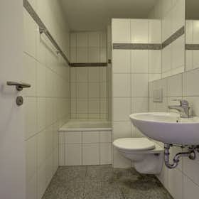 Приватна кімната за оренду для 635 EUR на місяць у Stuttgart, Aachener Straße