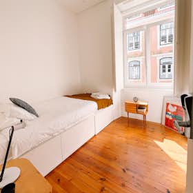 Private room for rent for €100 per month in Lisbon, Rua da Madalena