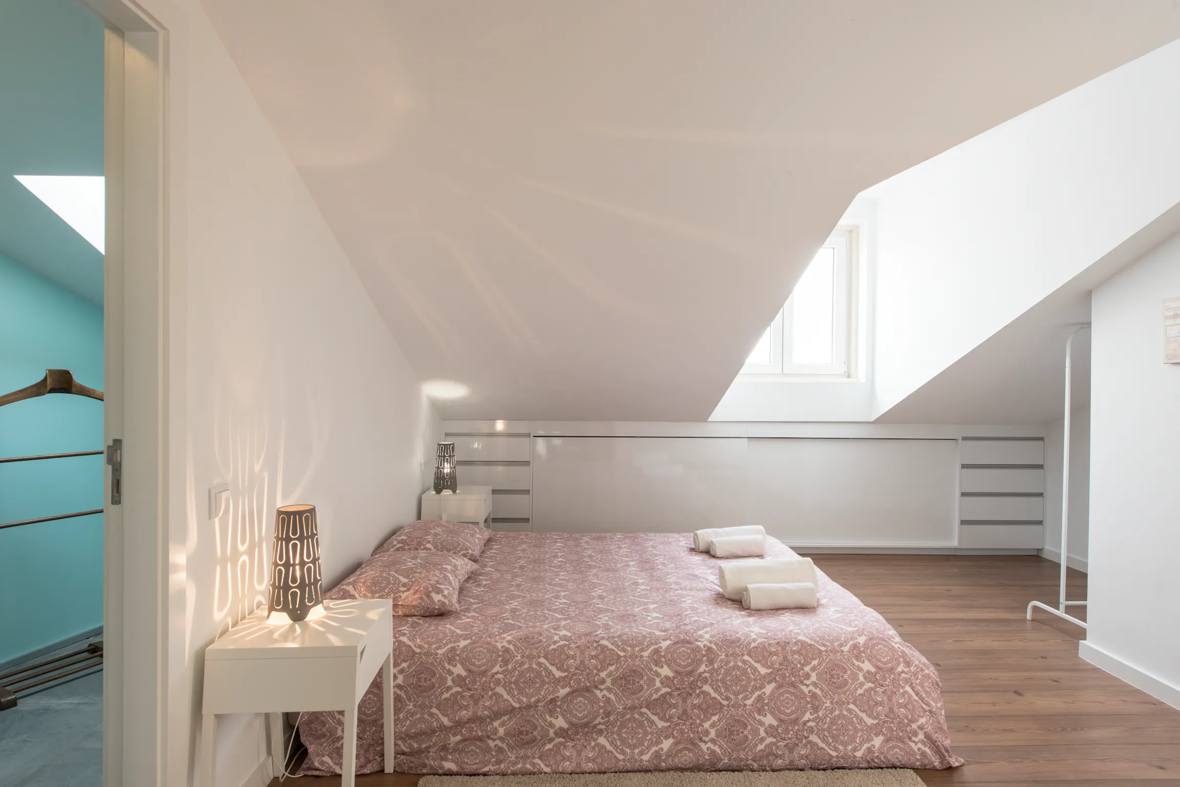 1-Bedroom Apartment in Rua Saraiva de Carvalho, Lisbon (1494861) ROOM 2