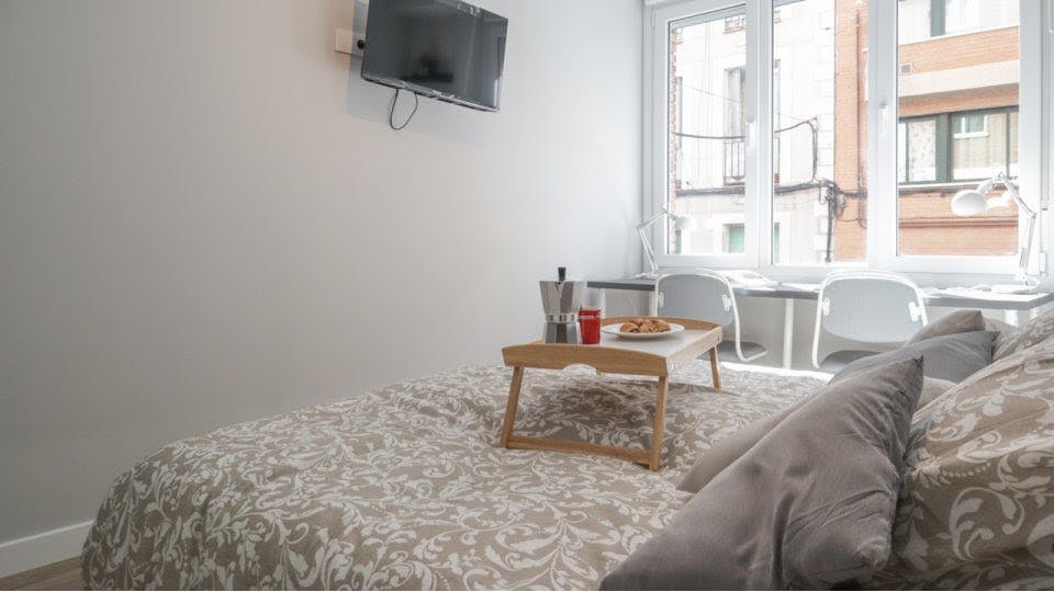 Calle Almansa, Madrid preview