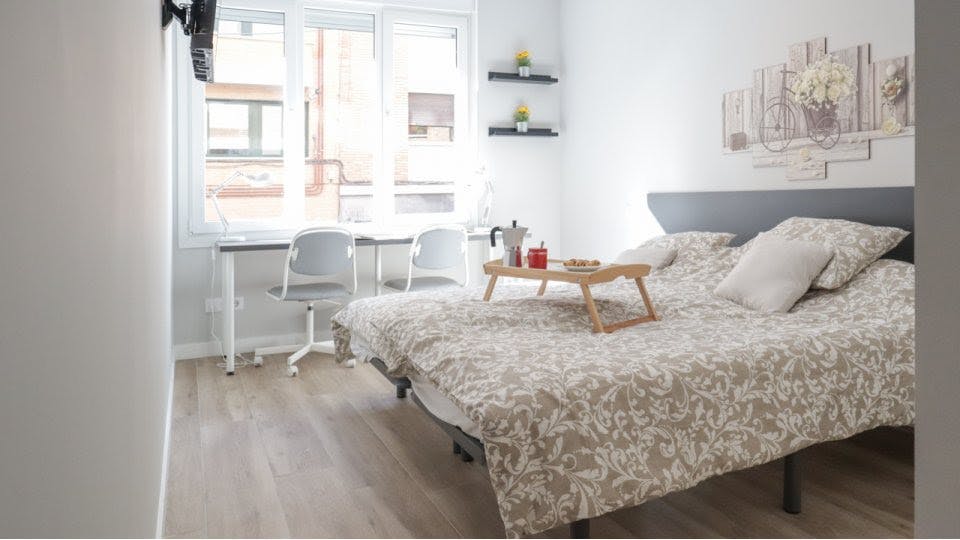 Calle Almansa, Madrid preview