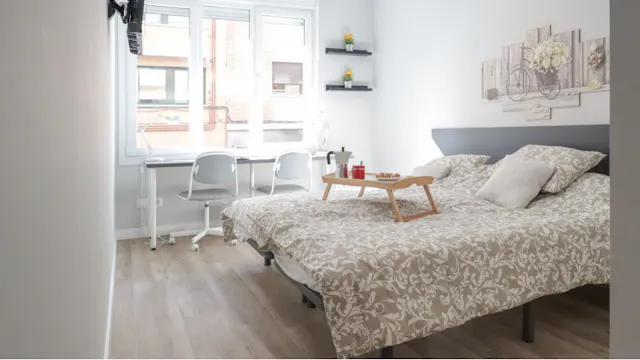 Private room in Calle Almansa, Madrid (1494876) room image 1