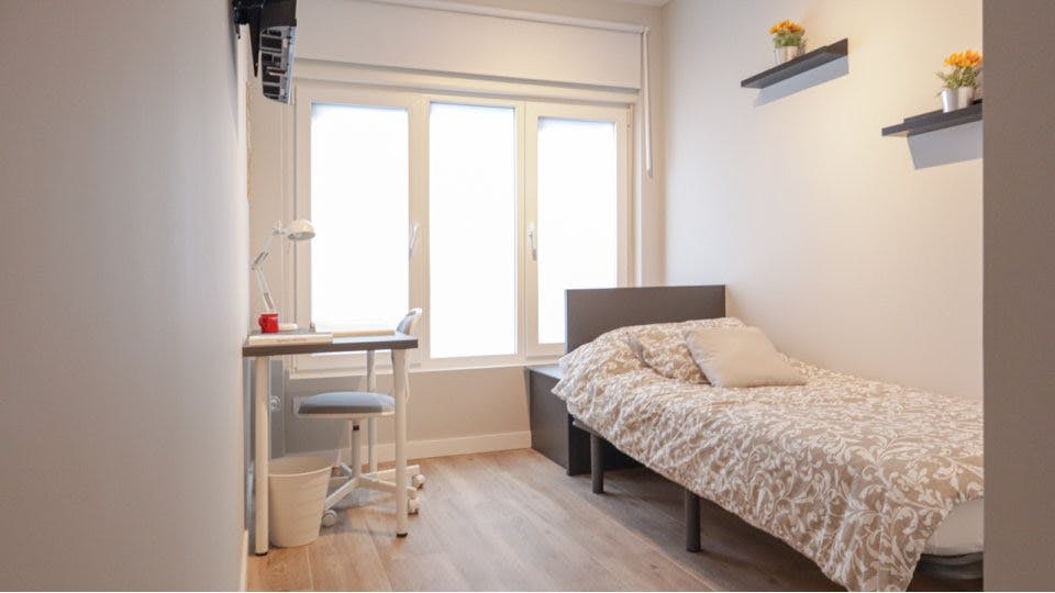 Calle Almansa, Madrid preview