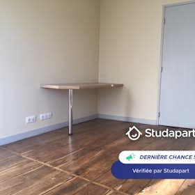 Apartment for rent for €390 per month in Limoges, Rue Bernard Palissy