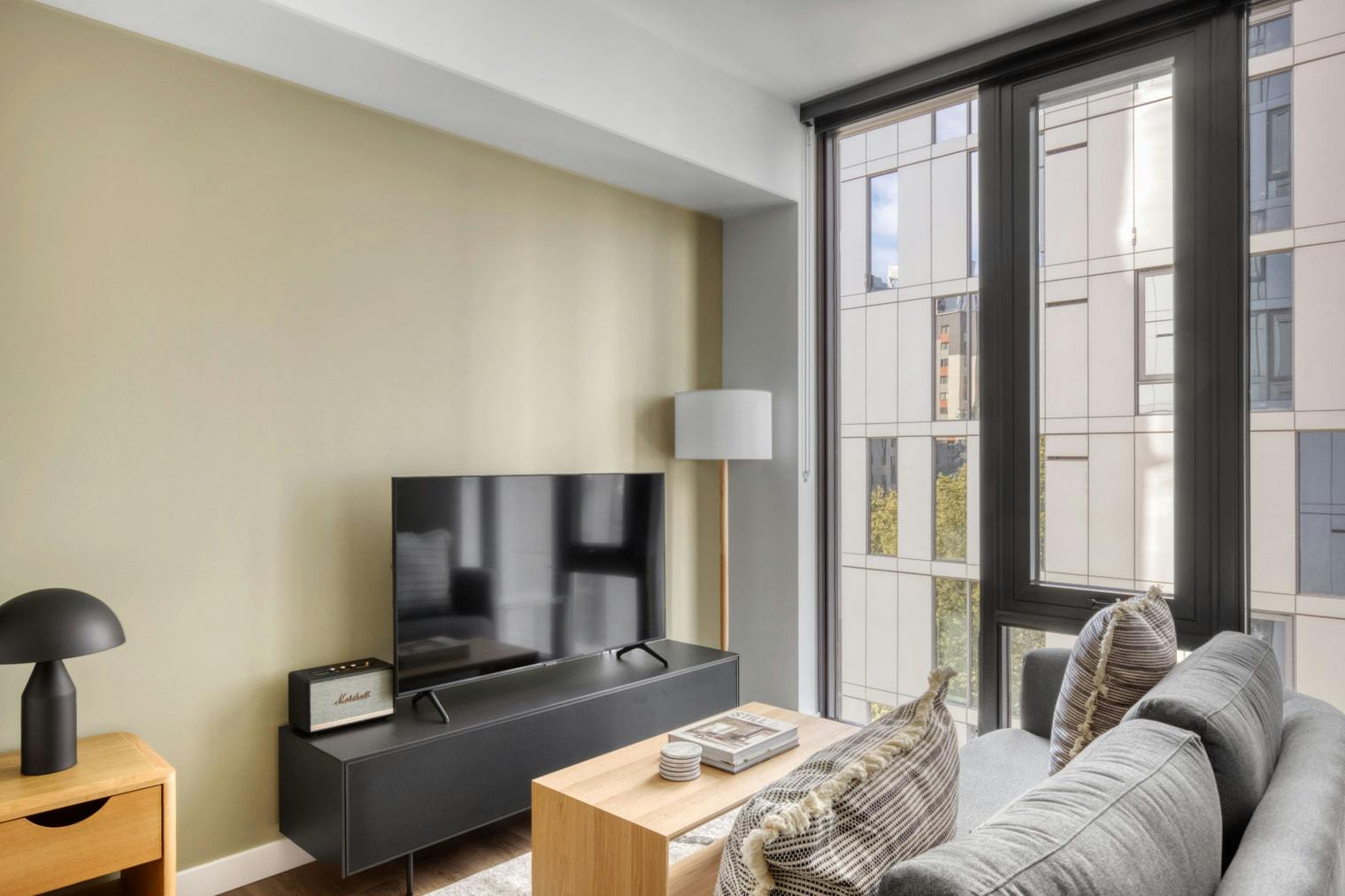 Студия сдается в аренду за $5,355 в месяц в Seattle, Spring Street
