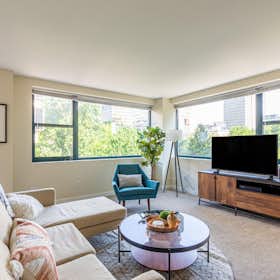 Квартира сдается в аренду за $3,448 в месяц в Portland, SW 3rd Ave
