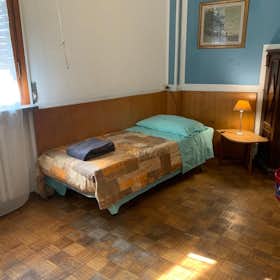 Private room for rent for €615 per month in Milan, Via Ercolano