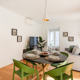 Apartment for rent for €3,000 per month in Lisbon, Travessa dos Pescadores