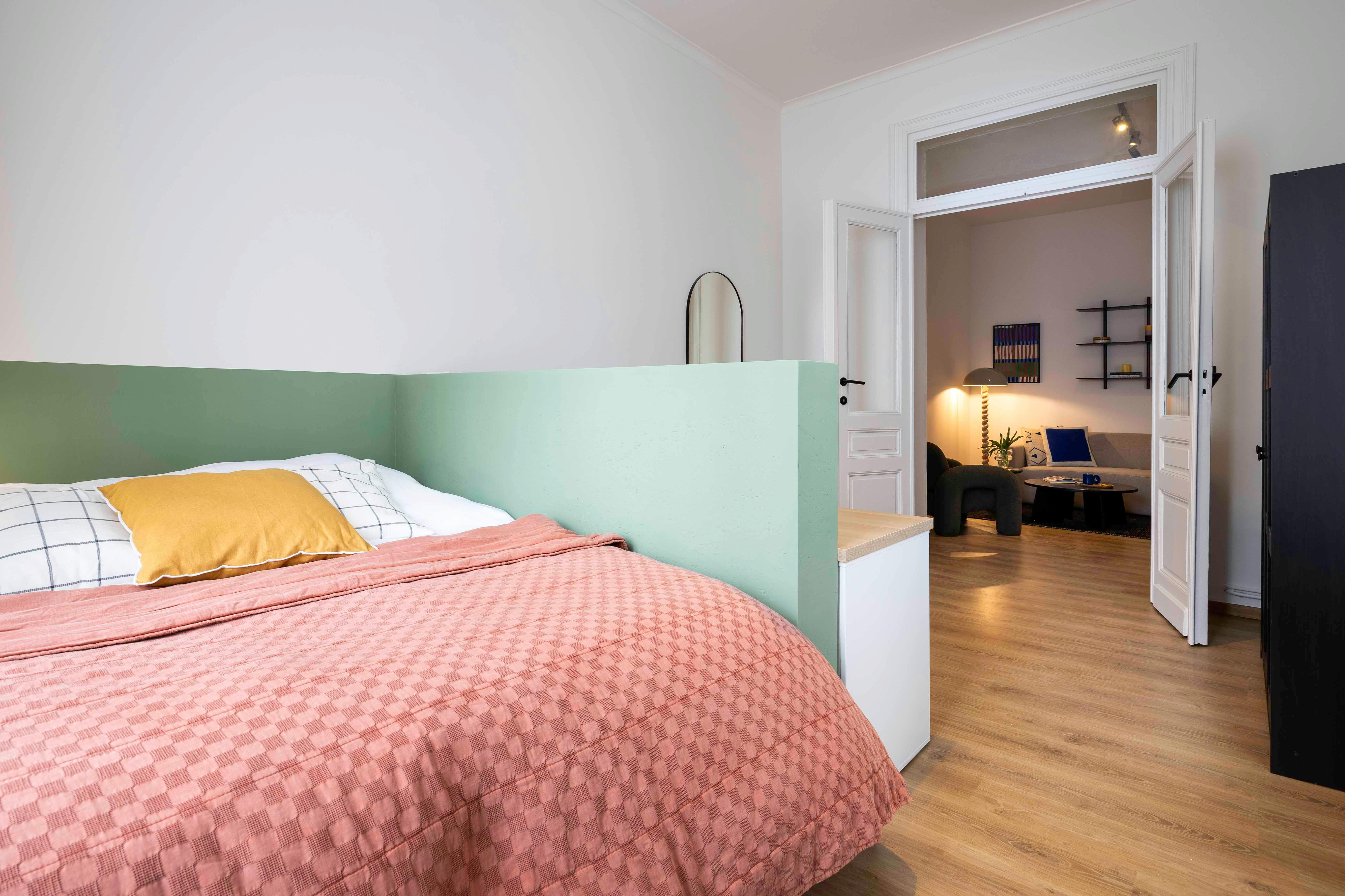 1-Bedroom Apartment in Rue du Page, Ixelles (1495114) room image 1