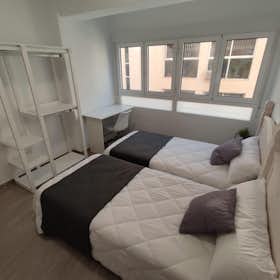 Chambre privée for rent for 310 € per month in Alicante, Carrer Girona