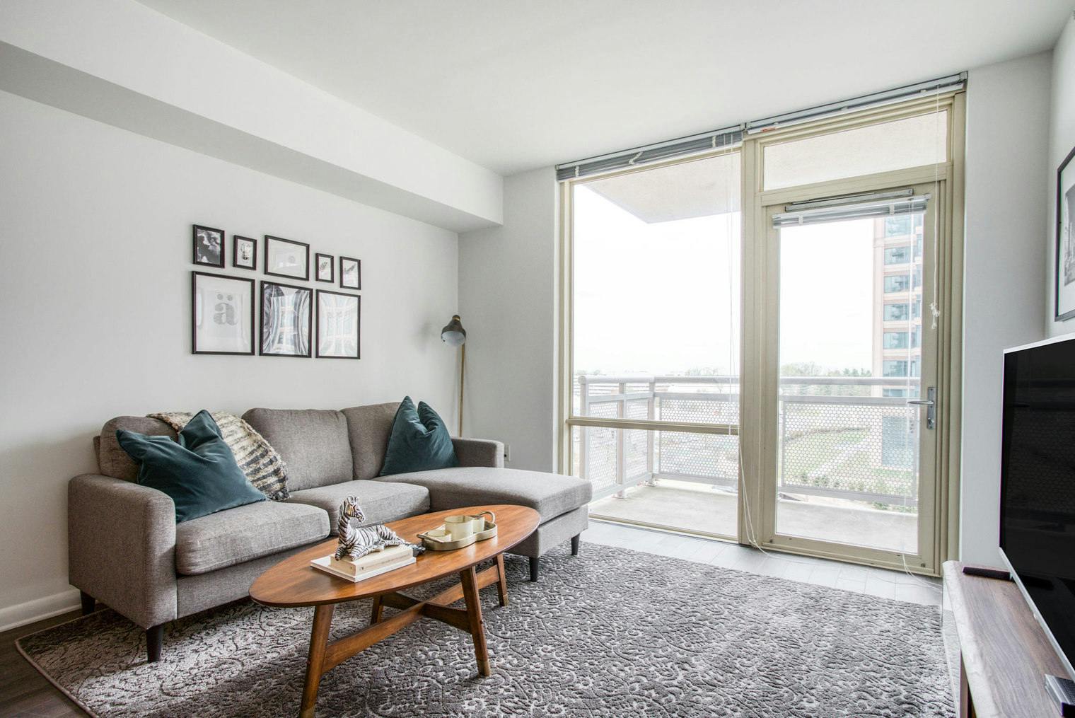 Apartment for rent for $3,566 per month in McLean, Broad St