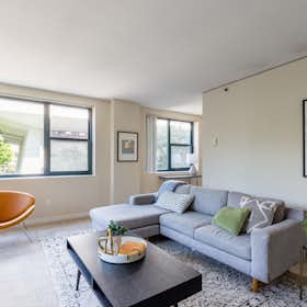 Lägenhet att hyra för $3,445 i månaden i Portland, SW 3rd Ave